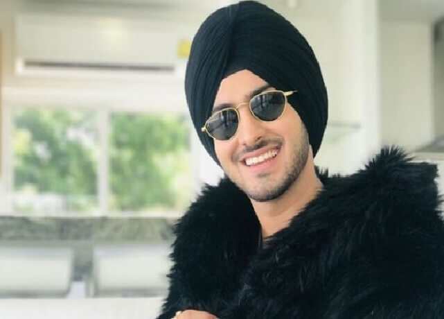 Rohanpreet Singh in Black Jacket And Black Goggles