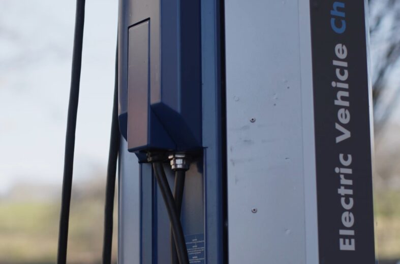 How to Choose the Right Home Charging Station for Your Electric Vehicle? charging station